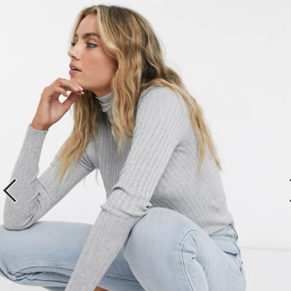NWT BERSHKA RIBBED ROLL NECK GREY SWEATER
